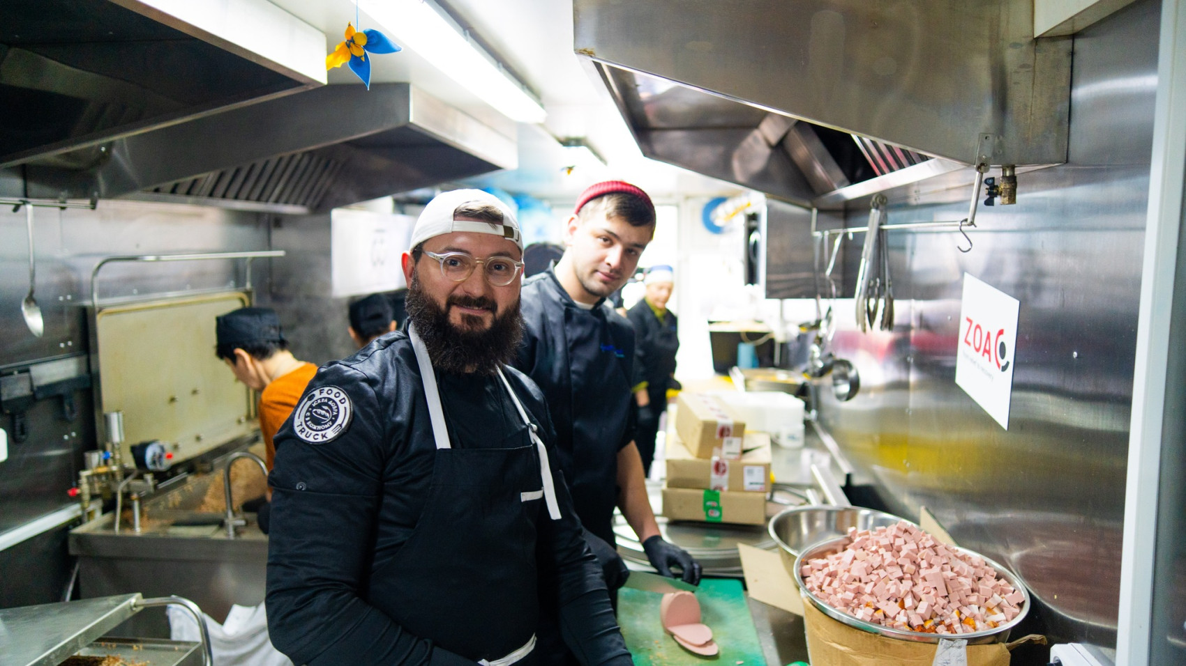 Корпорація «Біосфера» підтримує роботу мобільної кухні «Food Truck: Їжа без кордонів»